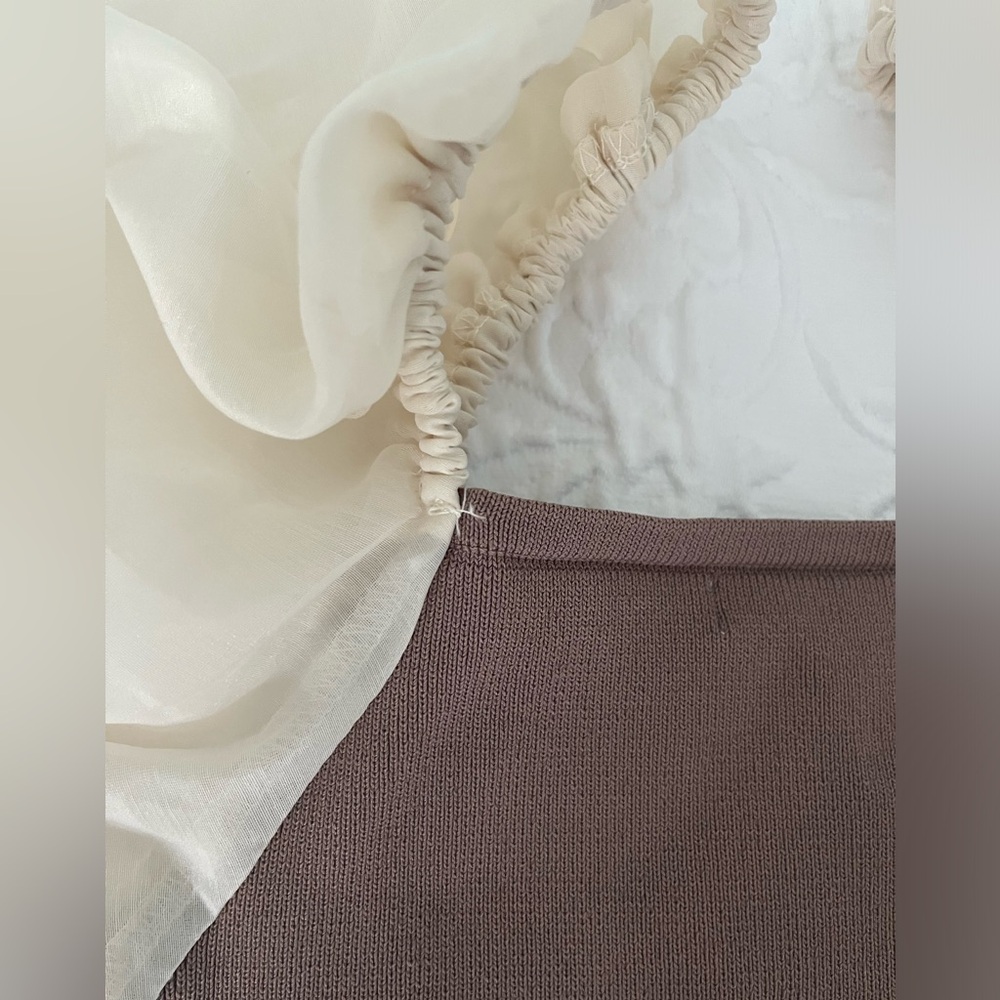 Miou muse puff sleeve brown and white never worn top Size Medium - Picture 5 of 5